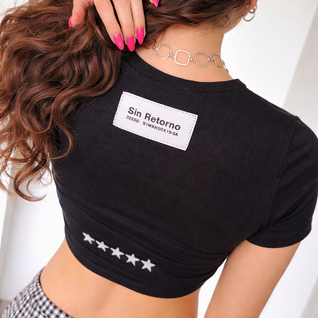 D&D Baby Tee Negra