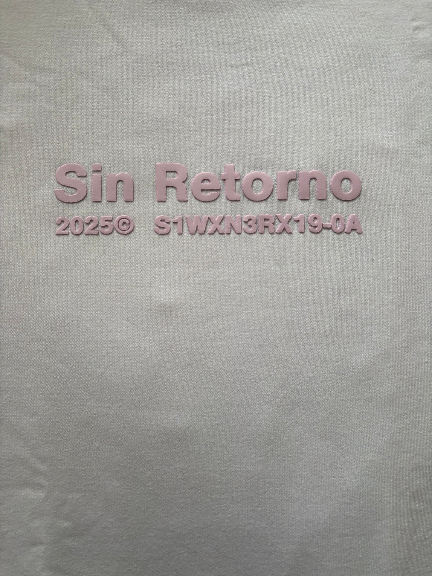 Sin Retorno Oversize T-shirt Blanca Lila