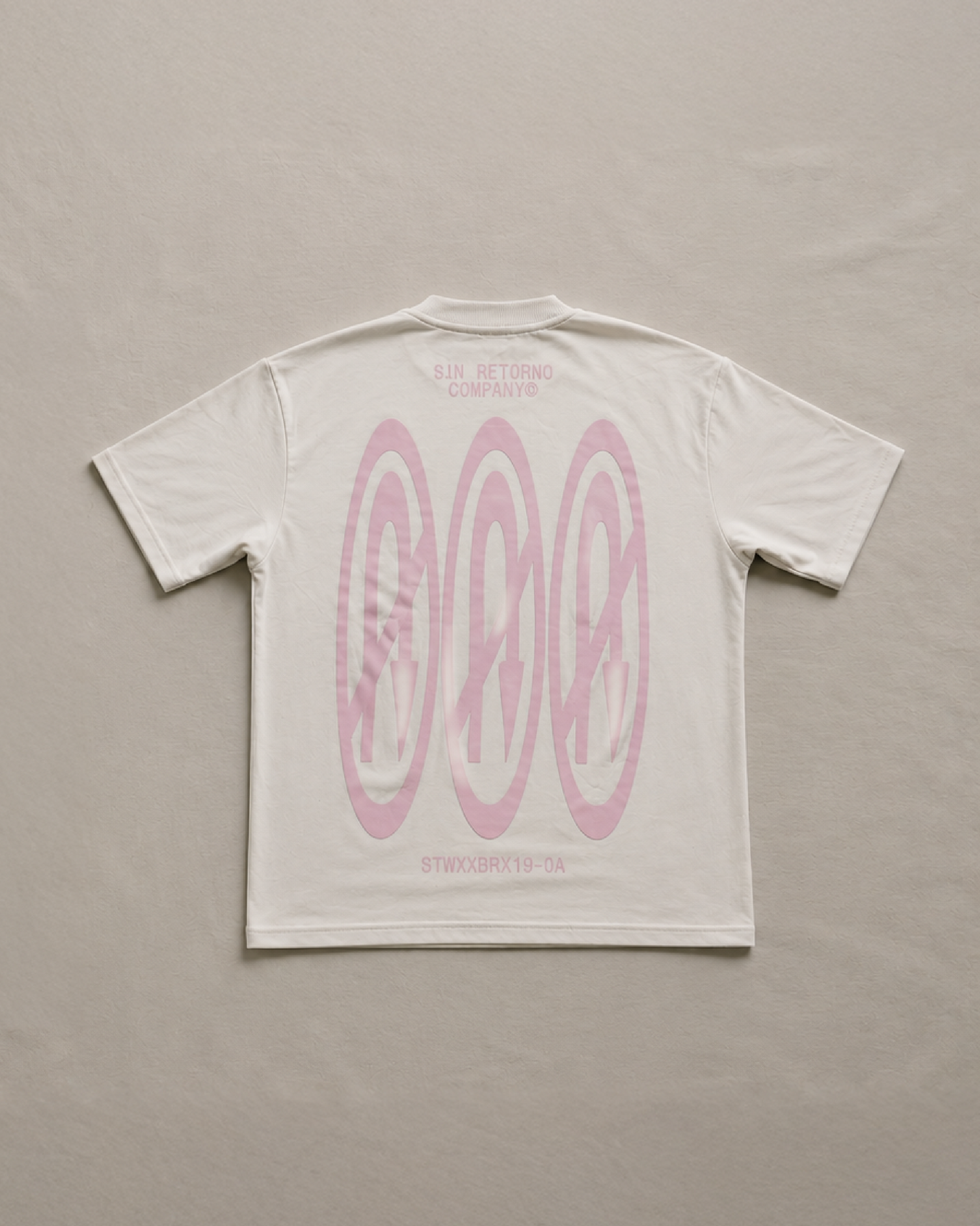 Sin Retorno Oversize T-shirt Blanca Lila